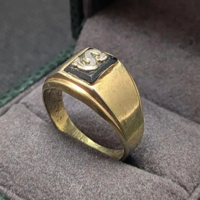 2026年最新】カレッジリング 18kの人気アイテム - メルカリ