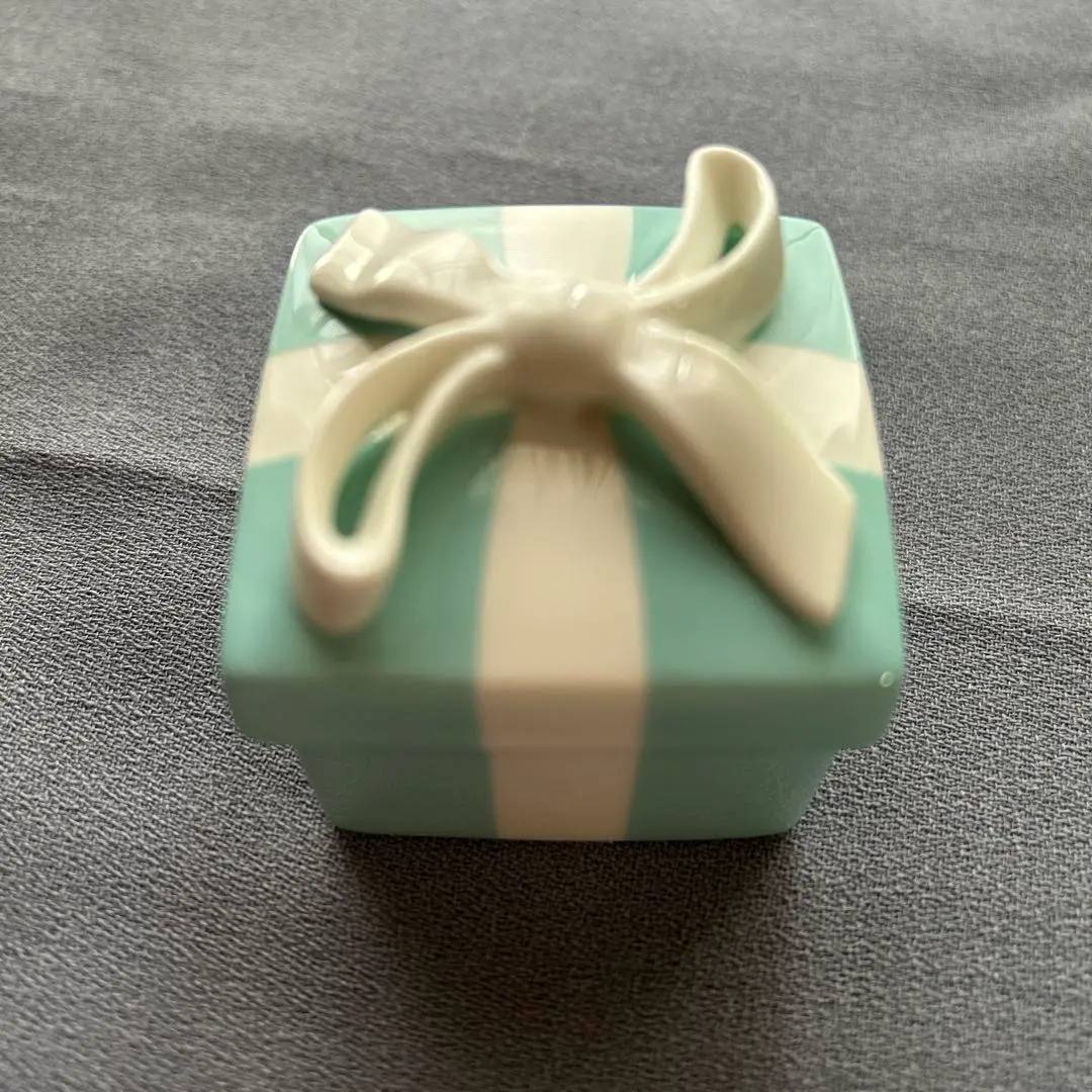 2026年最新】ティファニー 小物入れ ミニブルーボウボックス 陶器の