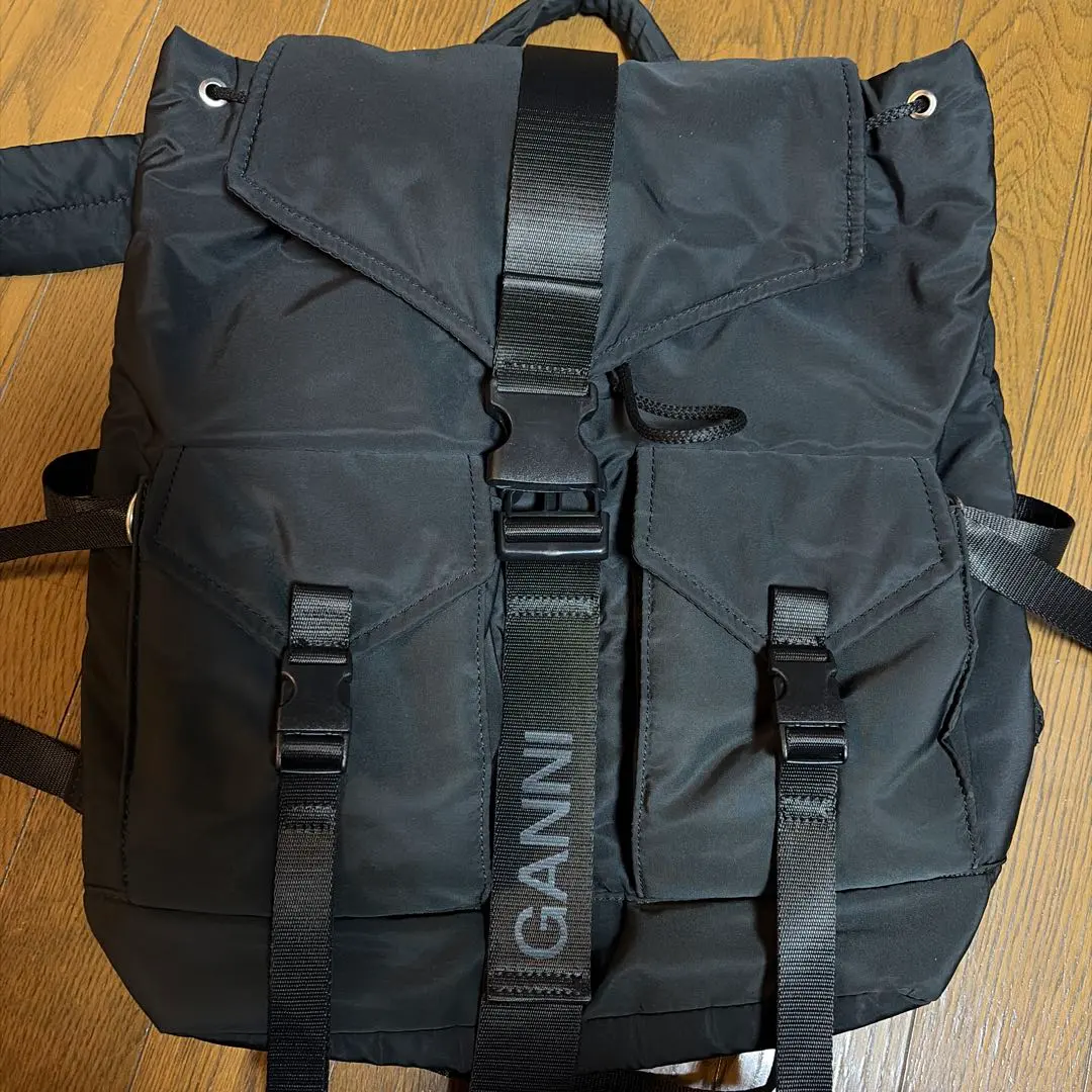 2026年最新】GANNI リュック・バックパックの人気アイテム - メルカリ