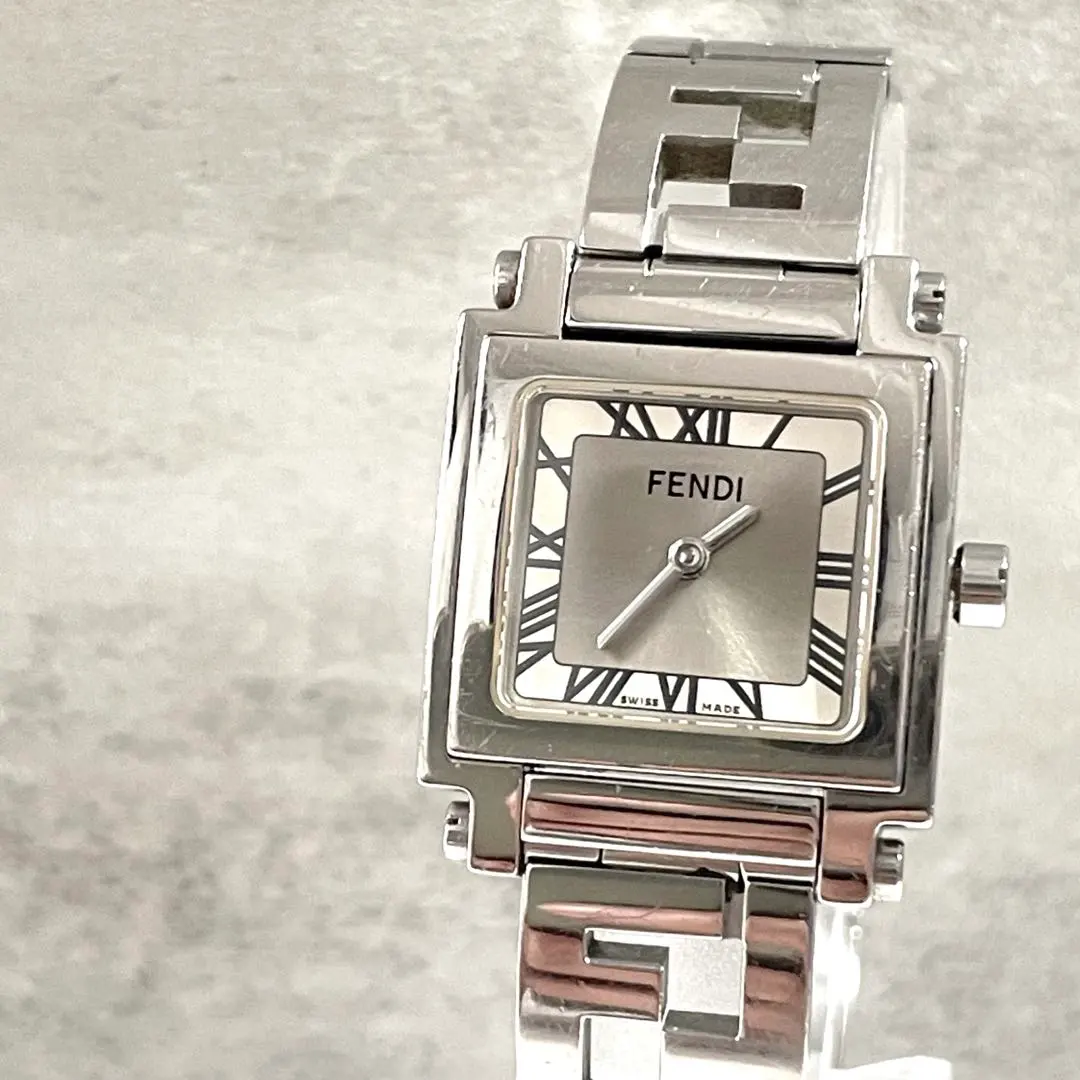 2026年最新】FENDI フェンディ クアドロの人気アイテム - メルカリ