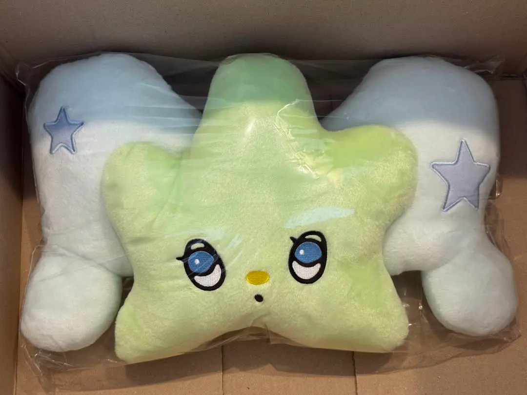 2026年最新】wichu クッションの人気アイテム - メルカリ