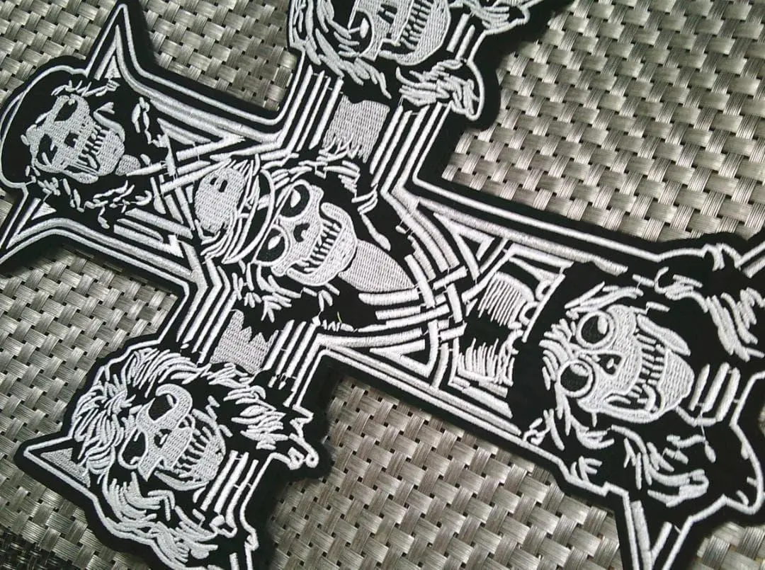 2026年最新】ガンズ スカジャンの人気アイテム - メルカリ