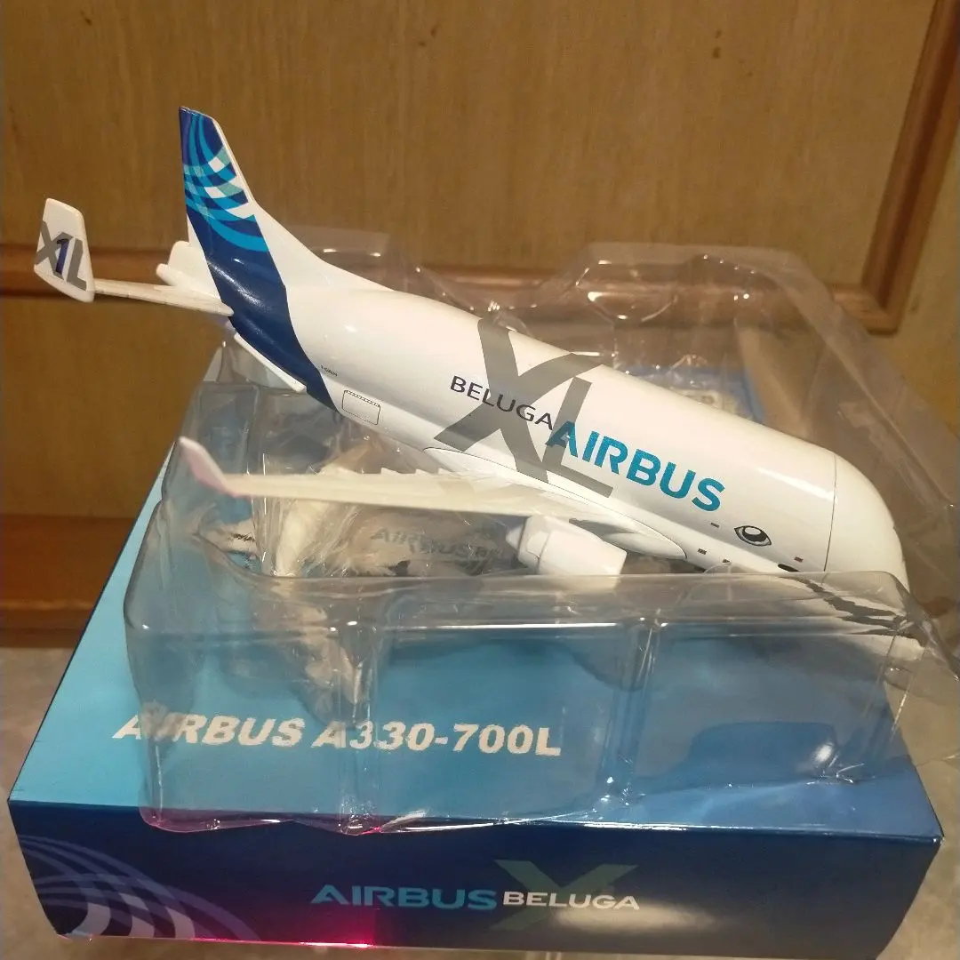 4/25着…Airbus ベルーガBIG 1/150=約42cm