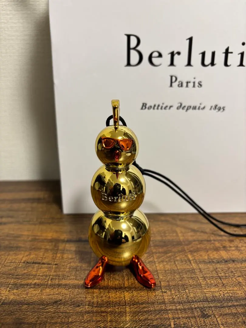 2026年最新】ベルルッティ ノベルティ チャームの人気アイテム - メルカリ