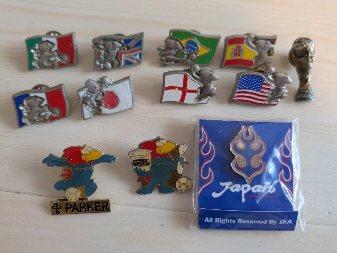 2026年最新】ワールドカップ 94 ピンバッジの人気アイテム - メルカリ