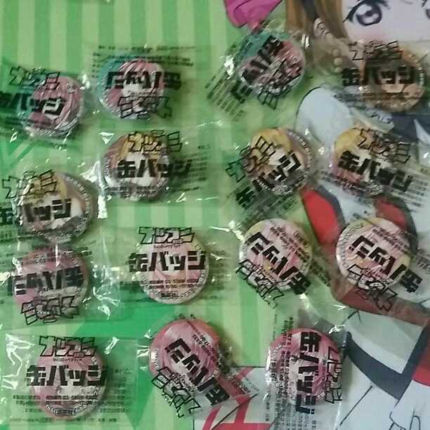 ナツコミ缶バッジ