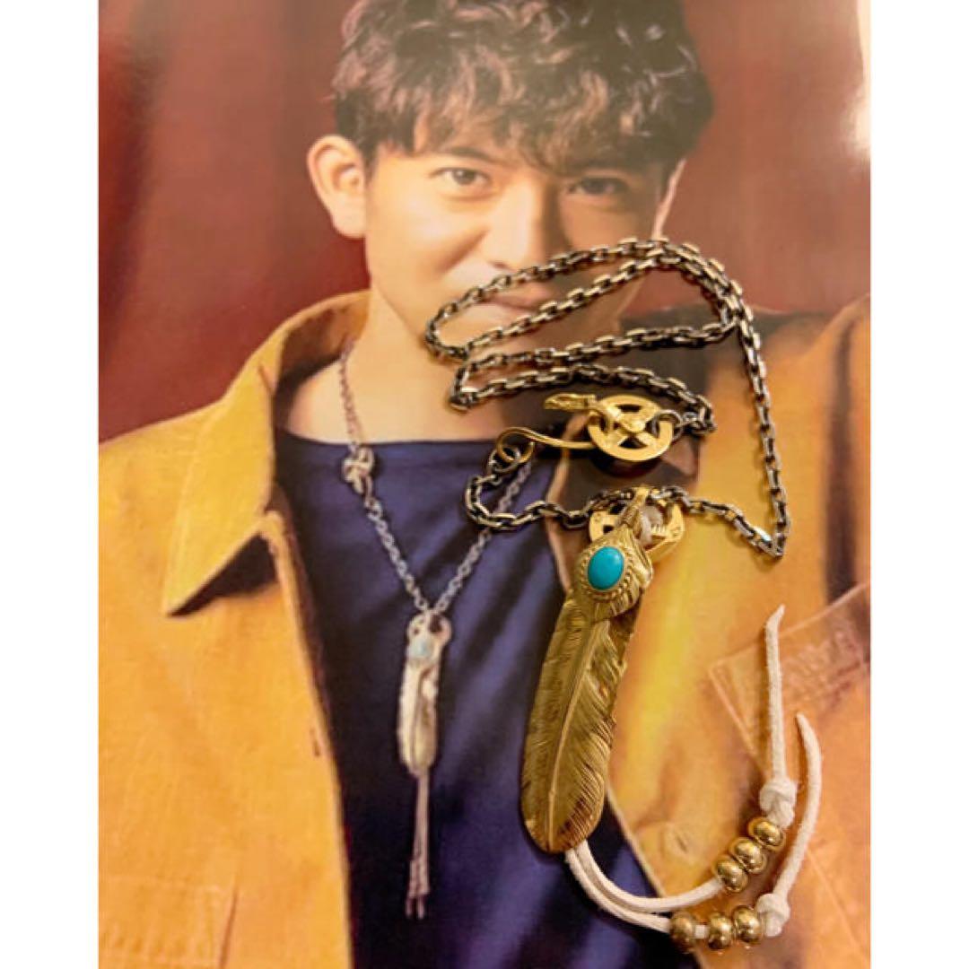 大人気‼︎】上金銀縄特大フェザー キムタク ネックレス - メルカリ