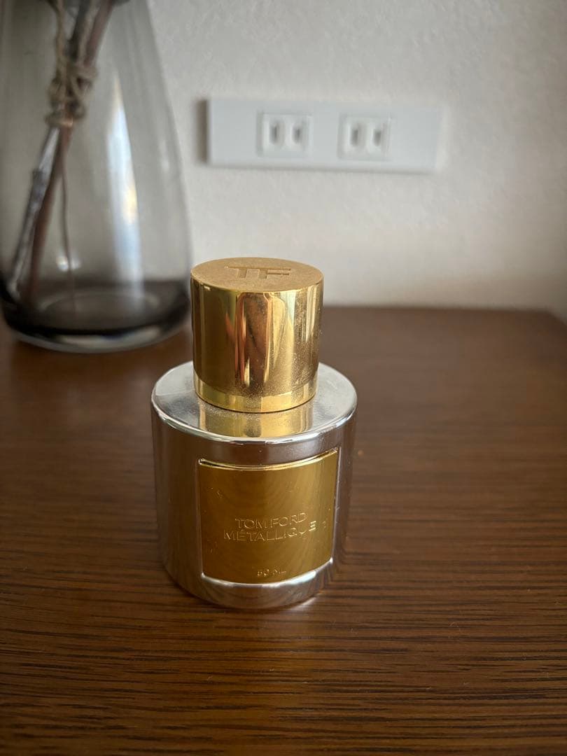 トム　フォード　メタリーク　オード　パルファム　スプレィ