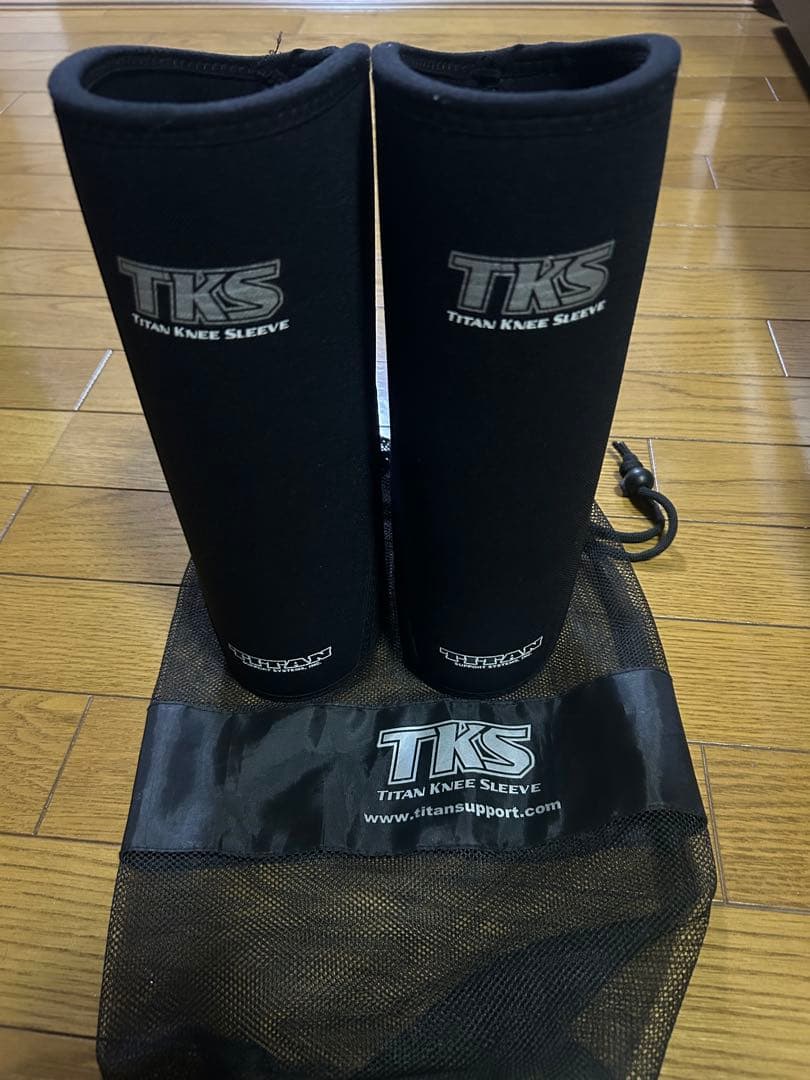 タイタン　ニースリーブ TITAN