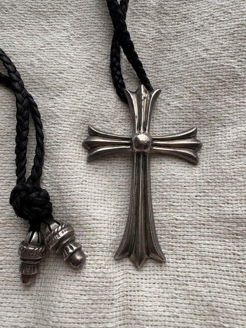 クロムハーツ ラージCHクロス Chrome hearts クロムハーツCHクロスペンダントラージwithベイル(ネックレス)|クロム