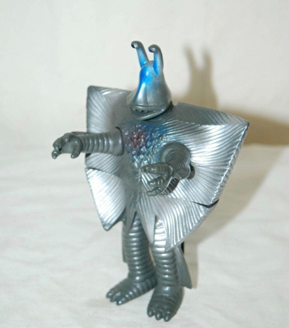 【貴重、美品】BANDAIウルトラ怪獣シリーズ 『凍結怪獣:ガンダー』1983製