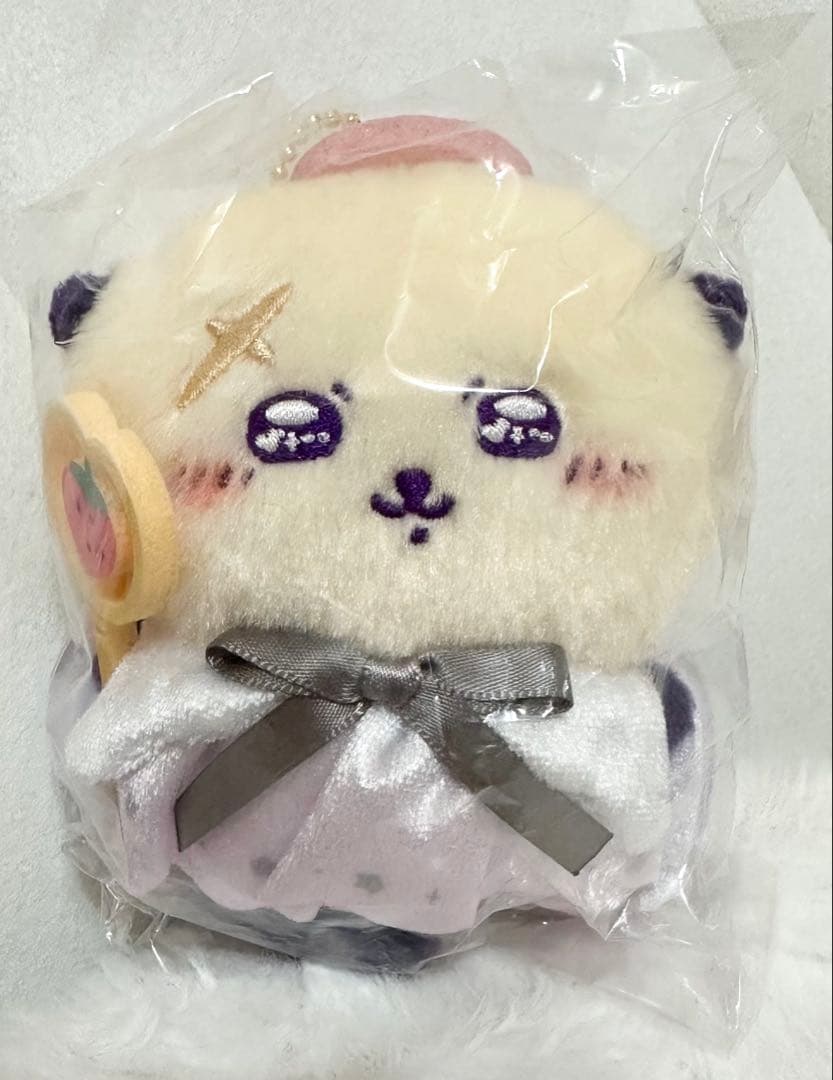 ちいかわ てんし♡あくま マスコット（えらい天使なラッコ） - メルカリ