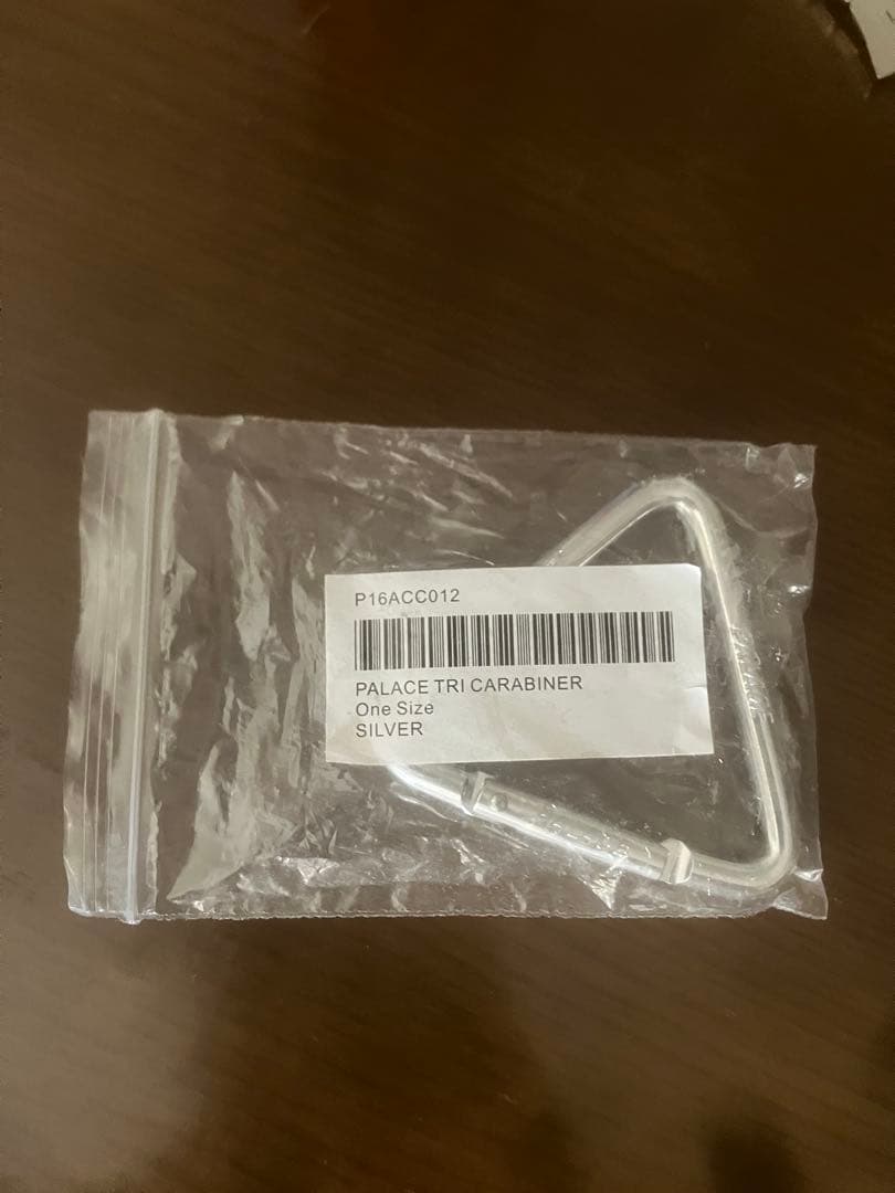 palace カラビナ キーホルダー