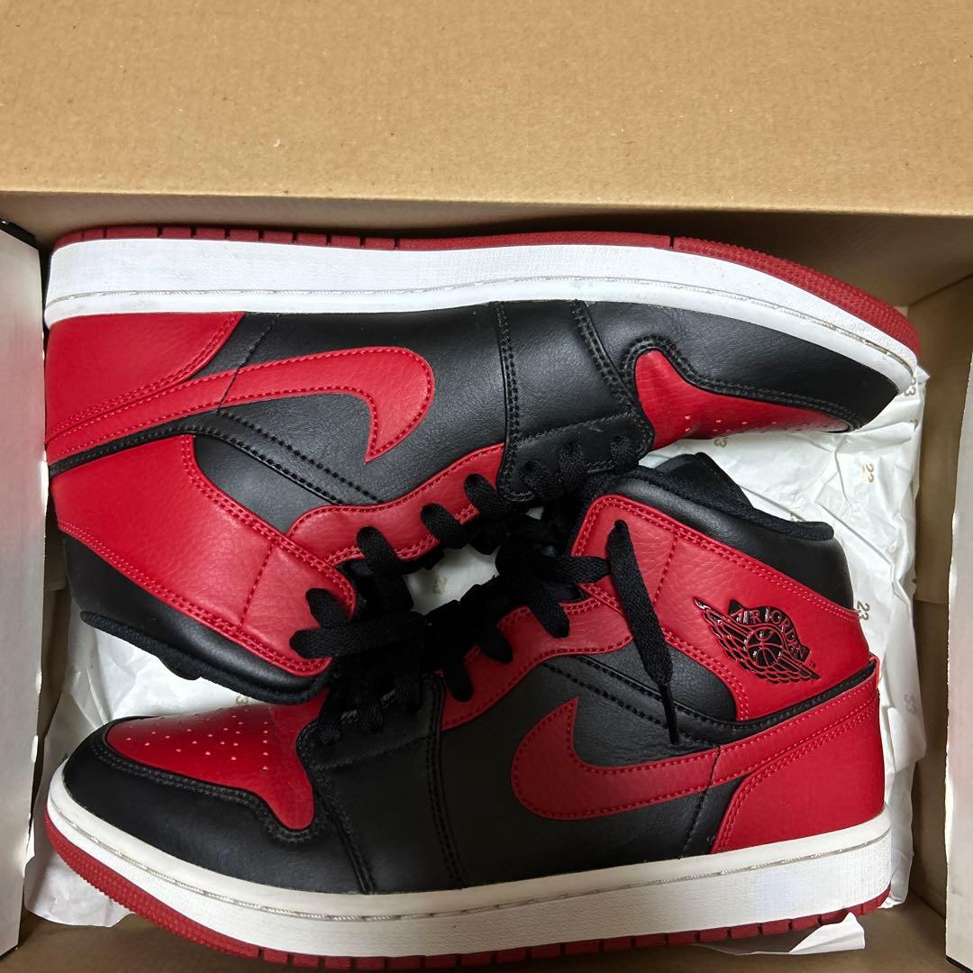 Nike Air Jordan 1 ミッド