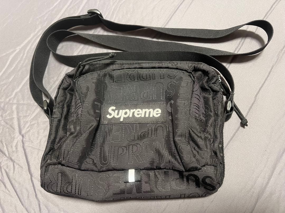 シュプリーム バッグ　ショルダー　ウエストポーチ　supreme