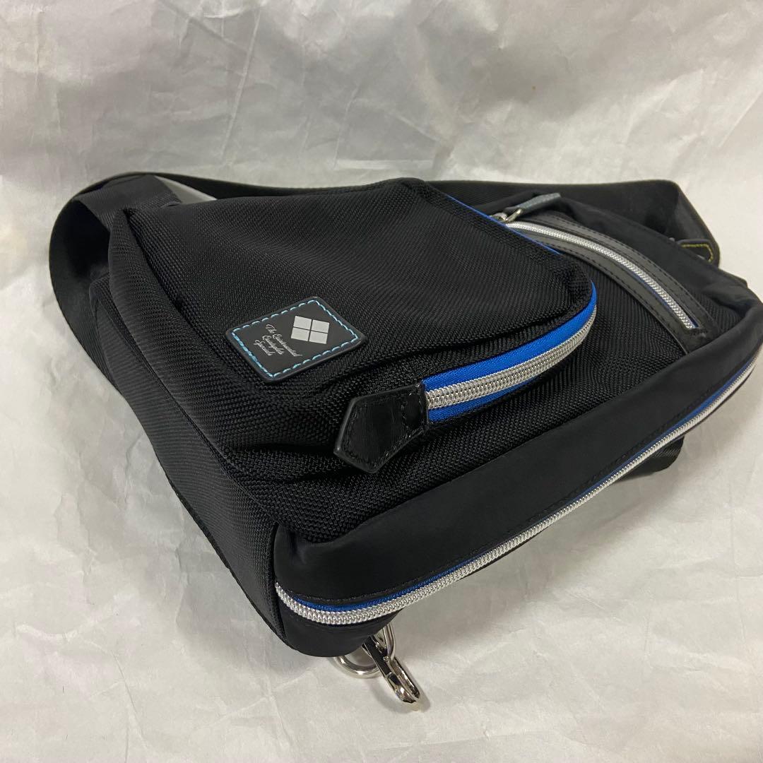 美品 五等分の花嫁∽ 5周年記念 バリスティックナイロンボディバッグ