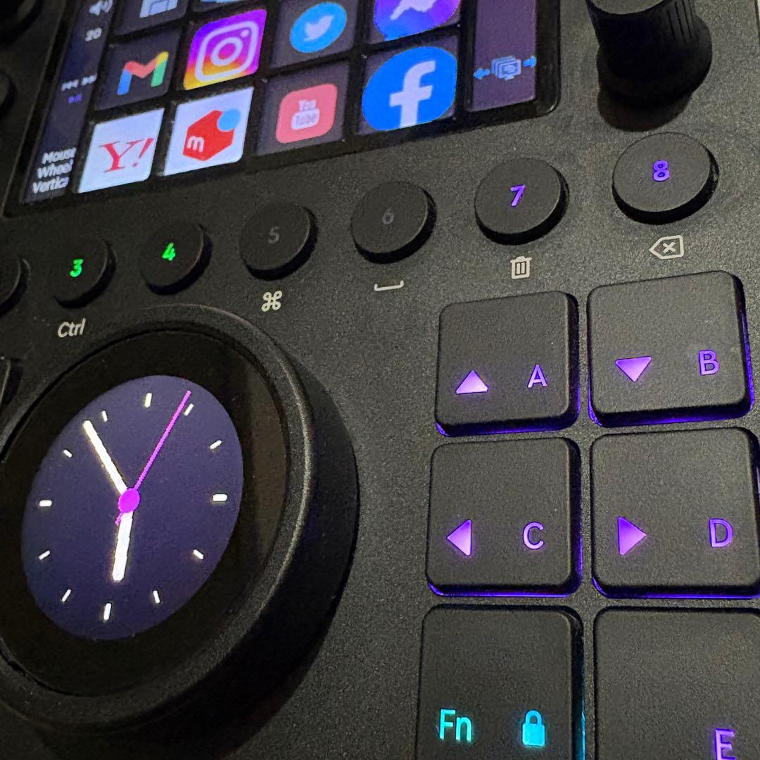 ☆左手デバイス【美品・箱アリ】　Loupedeck CT　正規品