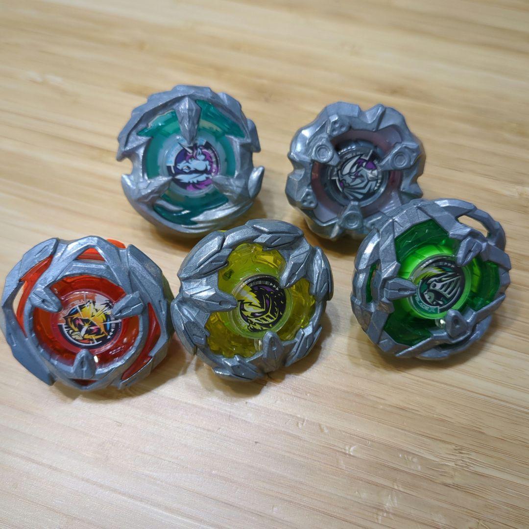 ベイブレードX まとめ売り - ベイブレードX まとめ売り ベイ8個