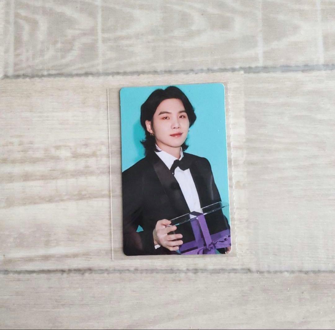 BTS 2022 THE FACT 写真集 トレカ SUGA ユンギ 公式 - メルカリ