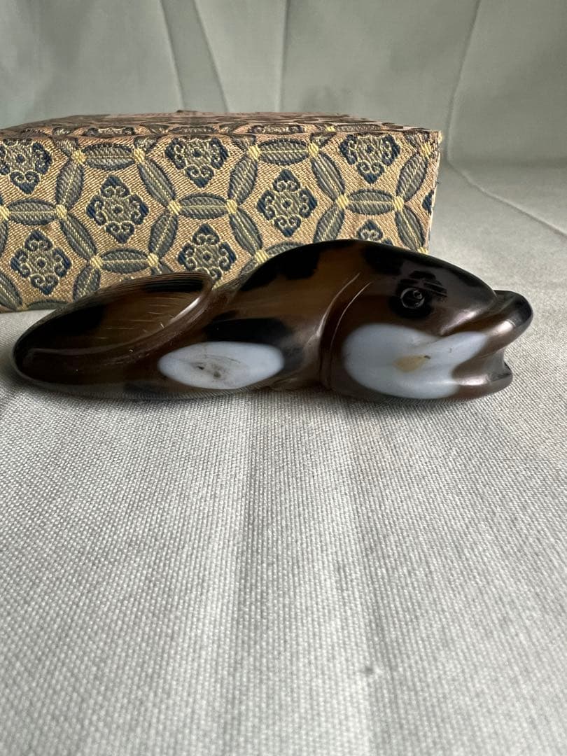 瑪瑙彫刻 魚形 鼻煙壺 中国美術 置物 - メルカリ