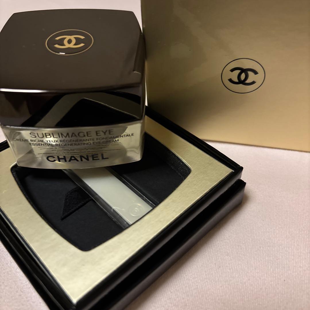 シャネル サブリマージュ アイ