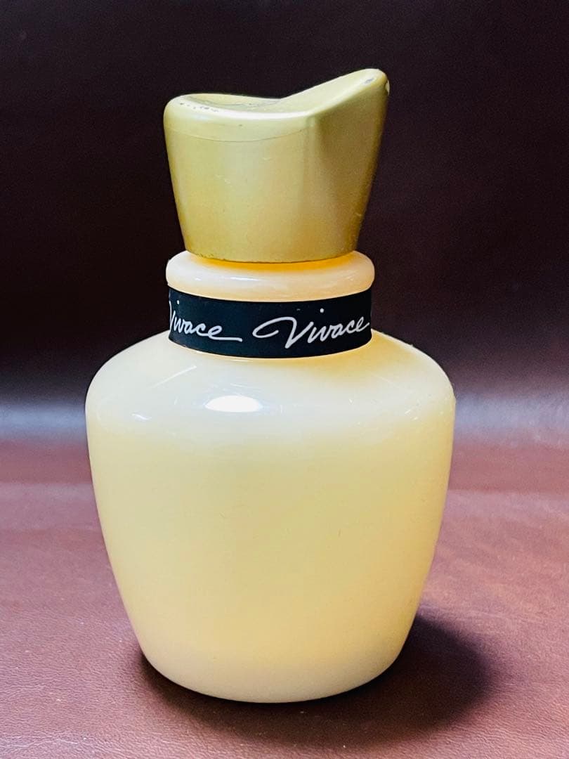 資生堂 ビバーチェ パウダーコロン シャワーシトラス 100ml