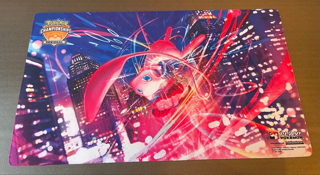 【新品未使用】ミュウ リージョナル プレイマット ポケモンカード プレイマット『ミュウ(フルサイズ)』【サプライ】{-}