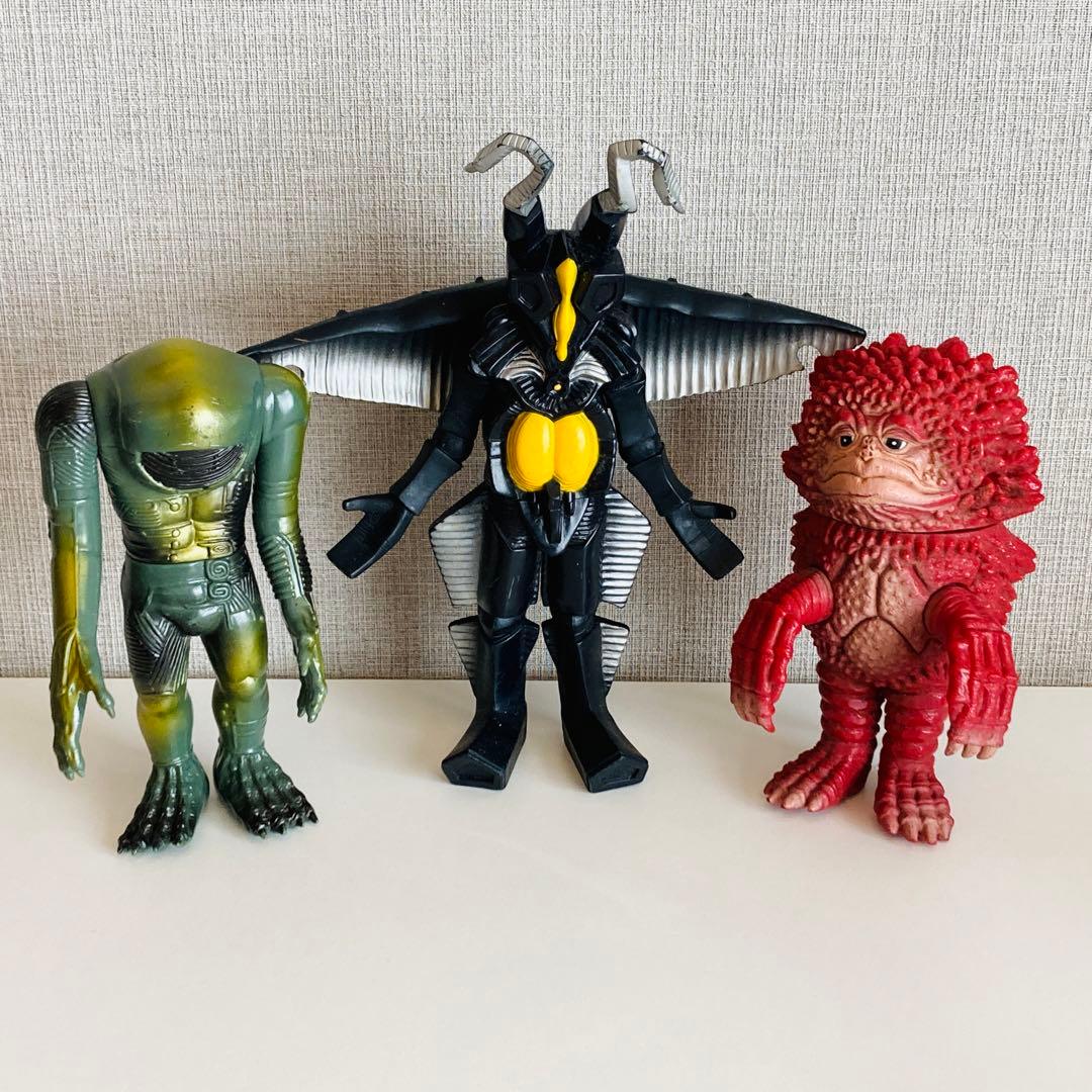 ウルトラマンパワード 怪獣ソフビシリーズ - メルカリ