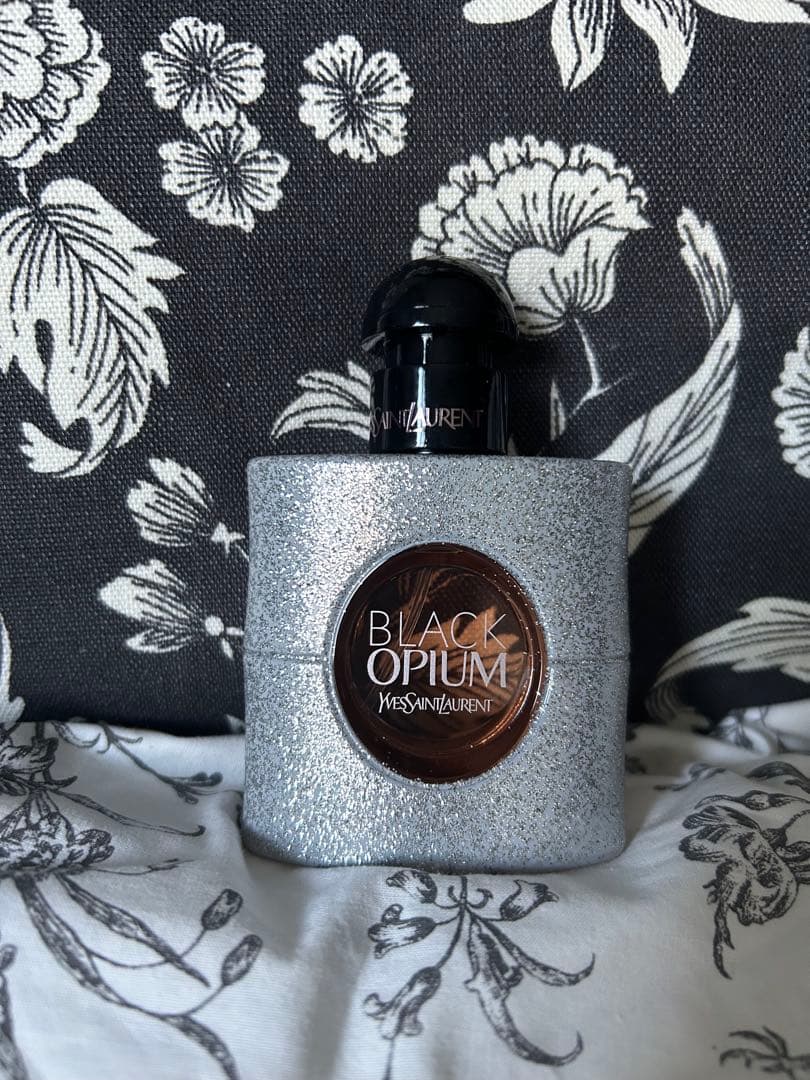 ブラックオピウム グリッター