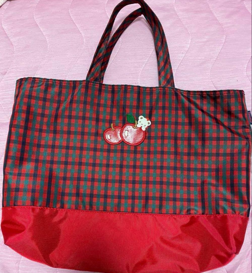 ファミリアチェック赤バック