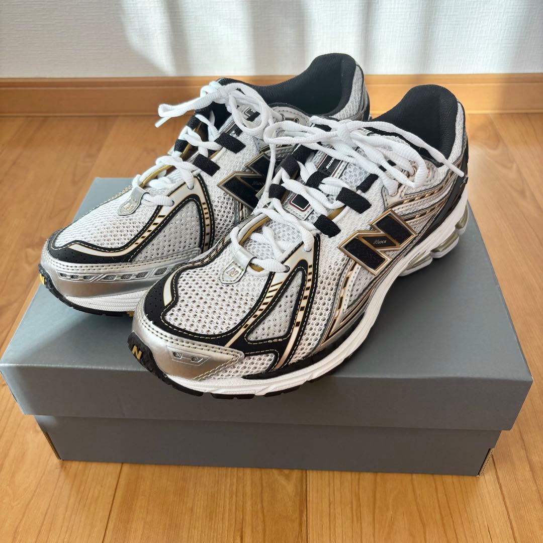 新品未使用　ニューバランス　M1906RA 28.0cm