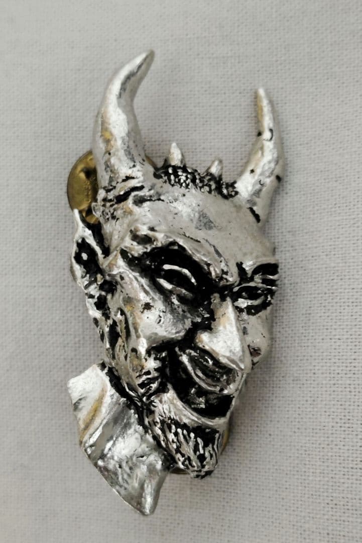 レア 90s 94年 ローリングストーンズ デビルマン ピンバッジ ピンバッジ「ローリング・ストーンズ 舌と唇 ベロ・マーク 1962