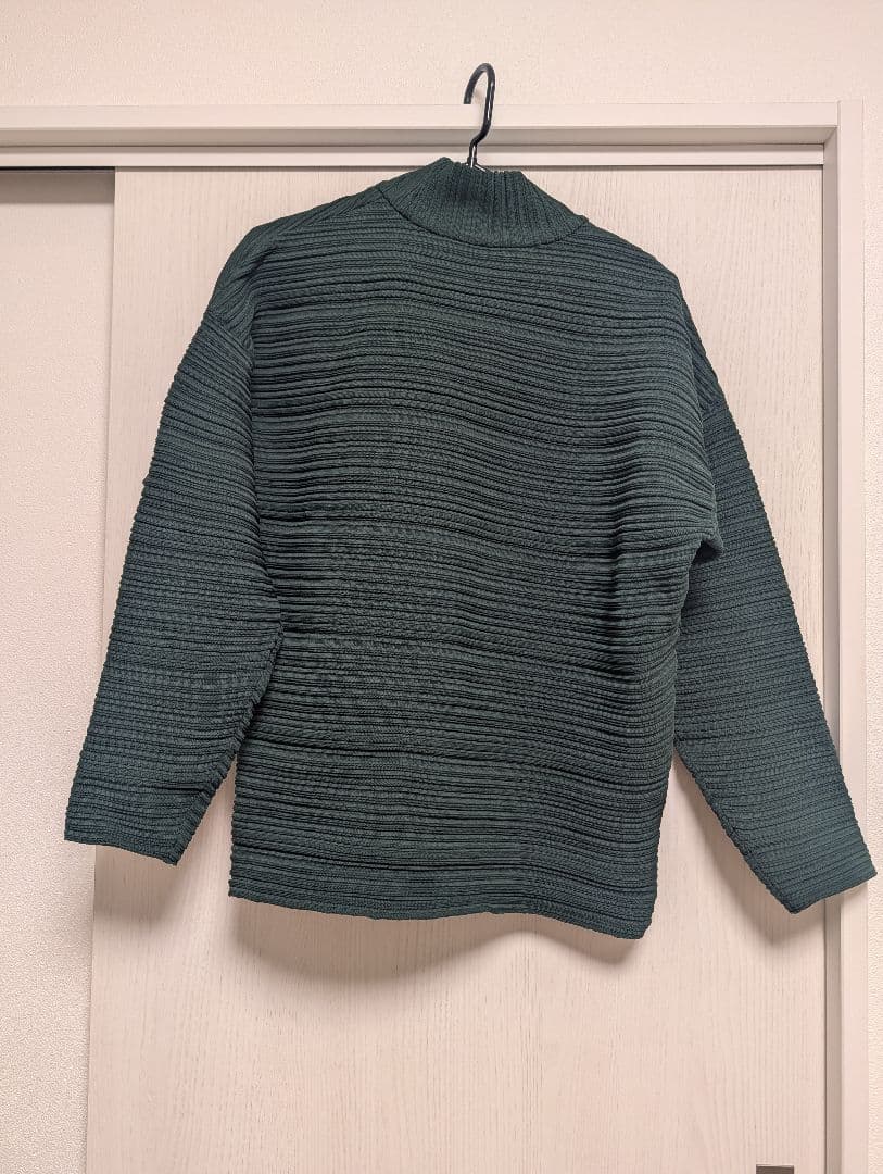 24年PLEATS PLEASE ダークグリーン ハイネックセーター