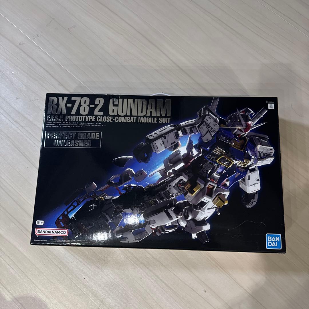 ロボット RX-78-2 GUNDAM PG UNLEASHED