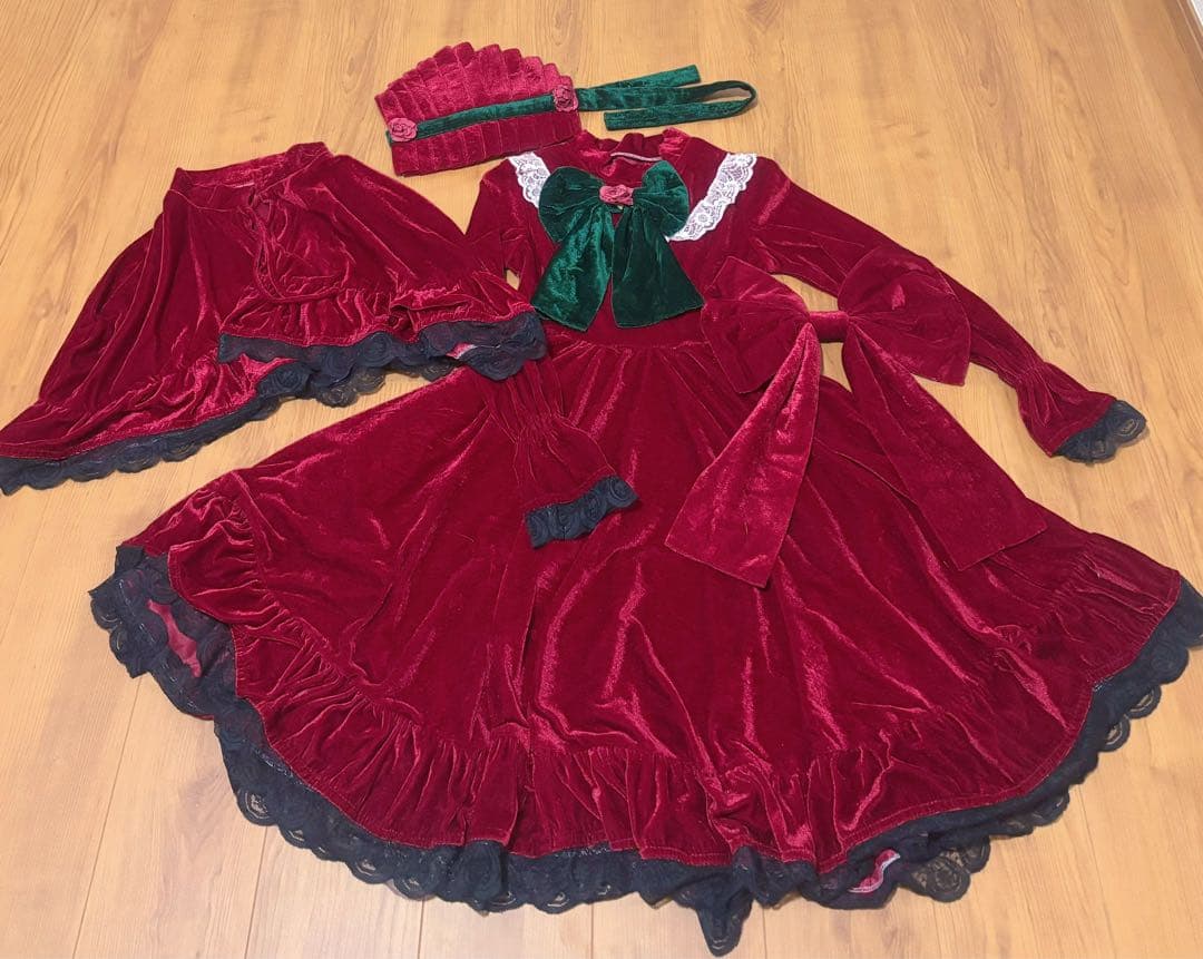 こ*は様 ローゼンメイデン／真紅／ウィッグ、アクセサリー付き Amazon.co.jp: ローゼンメイデン 真紅 コスプレ 衣装 ドレス/(ウィッグ