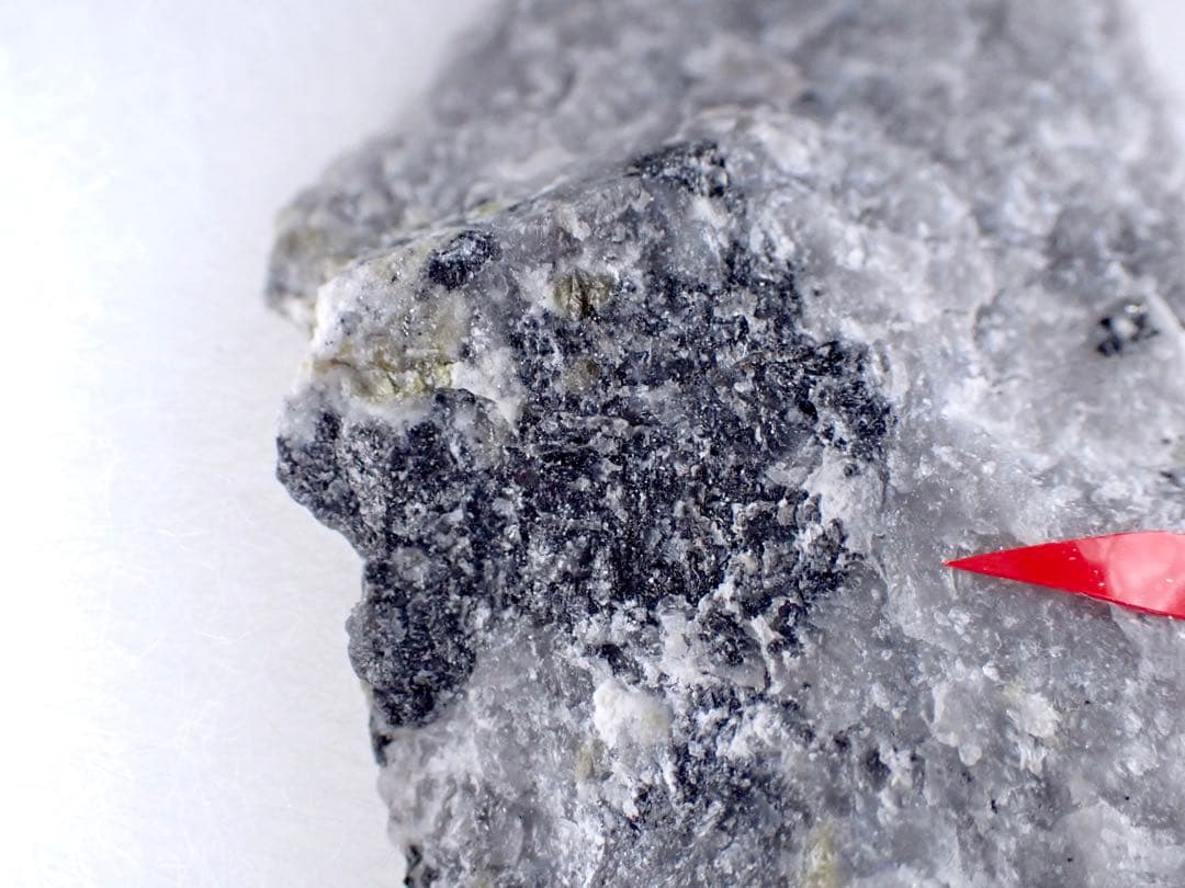 クルチャトフ石　布賀鉱山 岡山県布賀鉱山産の鉱物標本紹介解説 - クリスタルポケット