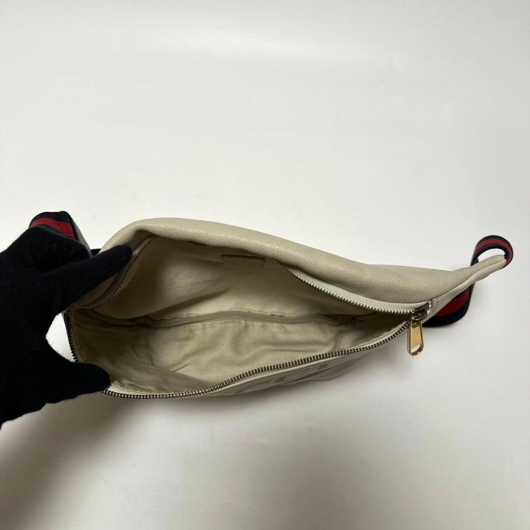 k70【美品】グッチ ロゴプリント レザー シェリーライン ボディバッグ