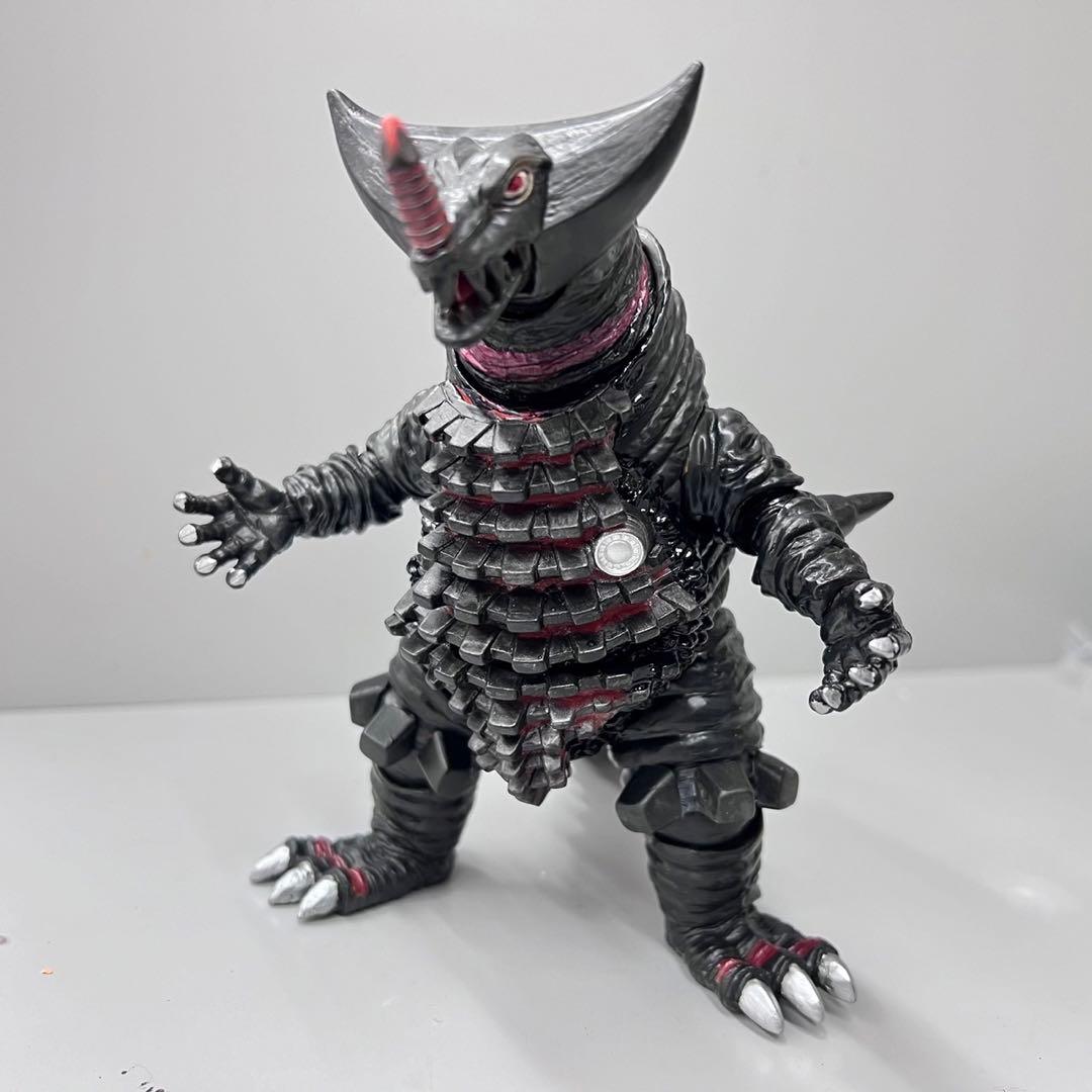 S.H.Figuarts フィギュアーツ ゴモラ メカゴモラ ウルトラマンゼロ