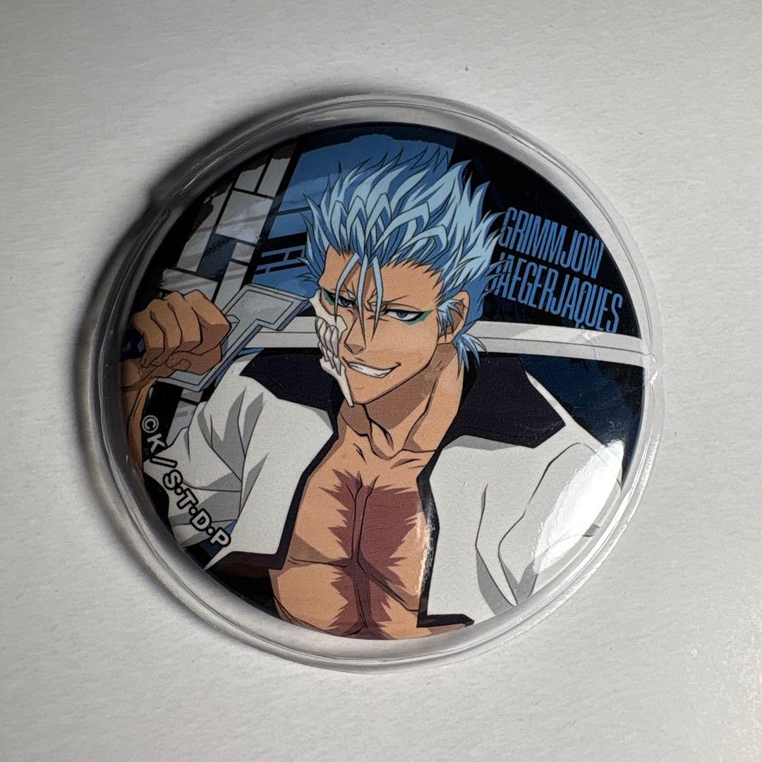 BLEACH グリムジョー 缶バッジ - メルカリ