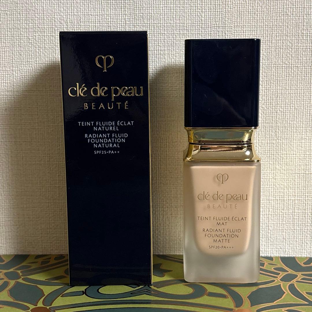 クレドポーボーテ タンフリュイドエクラ マット オークル00 35mL