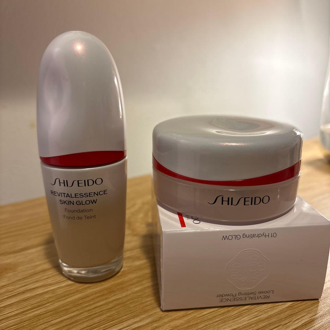 エッセンススキングロウファンデーション160 スキンセッティングパウダー01