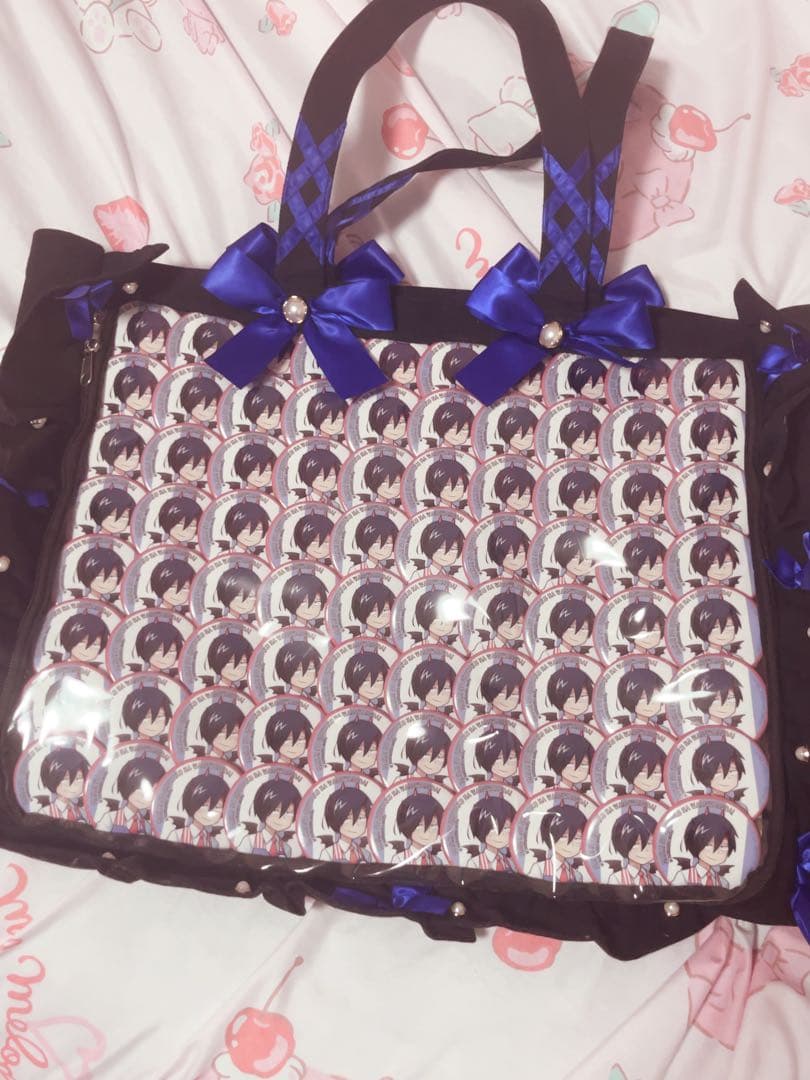 我々だ 魔界の主役は我々だ 鬱先生 缶バッジ 80個 痛バ A3 凸あり】〇〇の主役は我々だ 缶バッジ 鬱先生 | K-BOOKS K-POP館