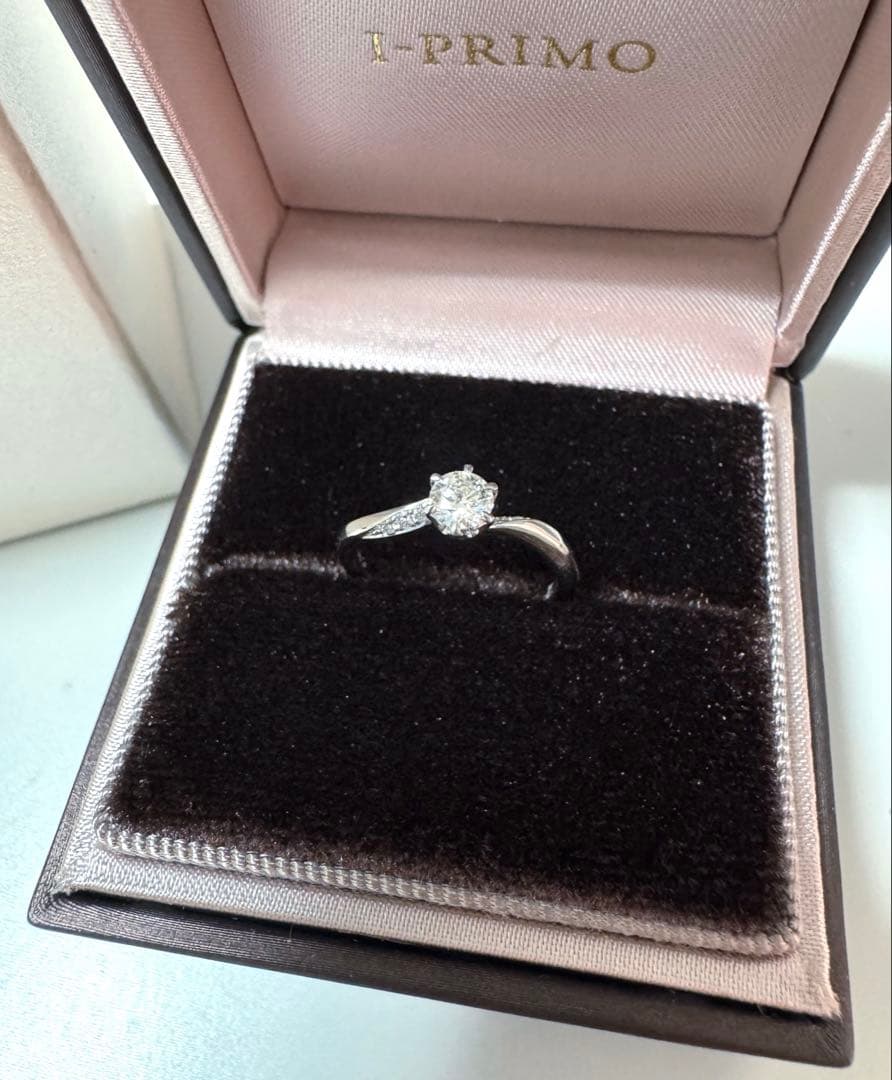 【まぁくしっくす】アイプリモ　婚約指輪　新品未使用　箱付き　7号