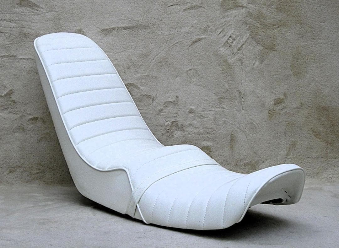 CBX400F 白皮40cm 三段シート/補強入り ホワイトCBX550F - メルカリ