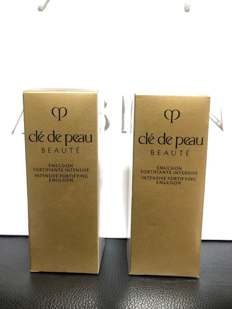 クレドポーボーテ　エマルジョンアンタンシヴn レフィル　2本