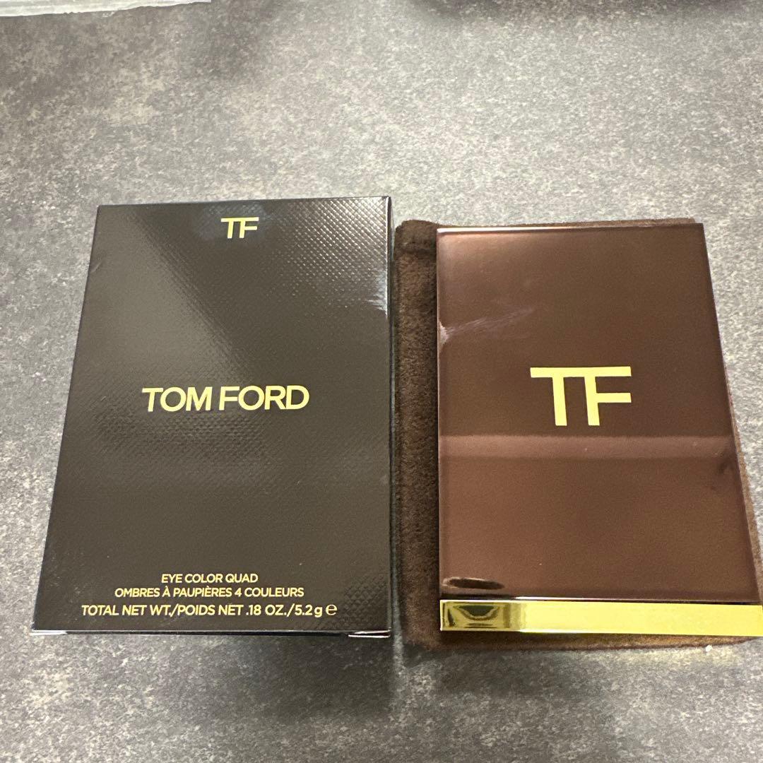 【新品未使用】TOM FORD アイ カラー クアッド 48 ビーチ グラマー
