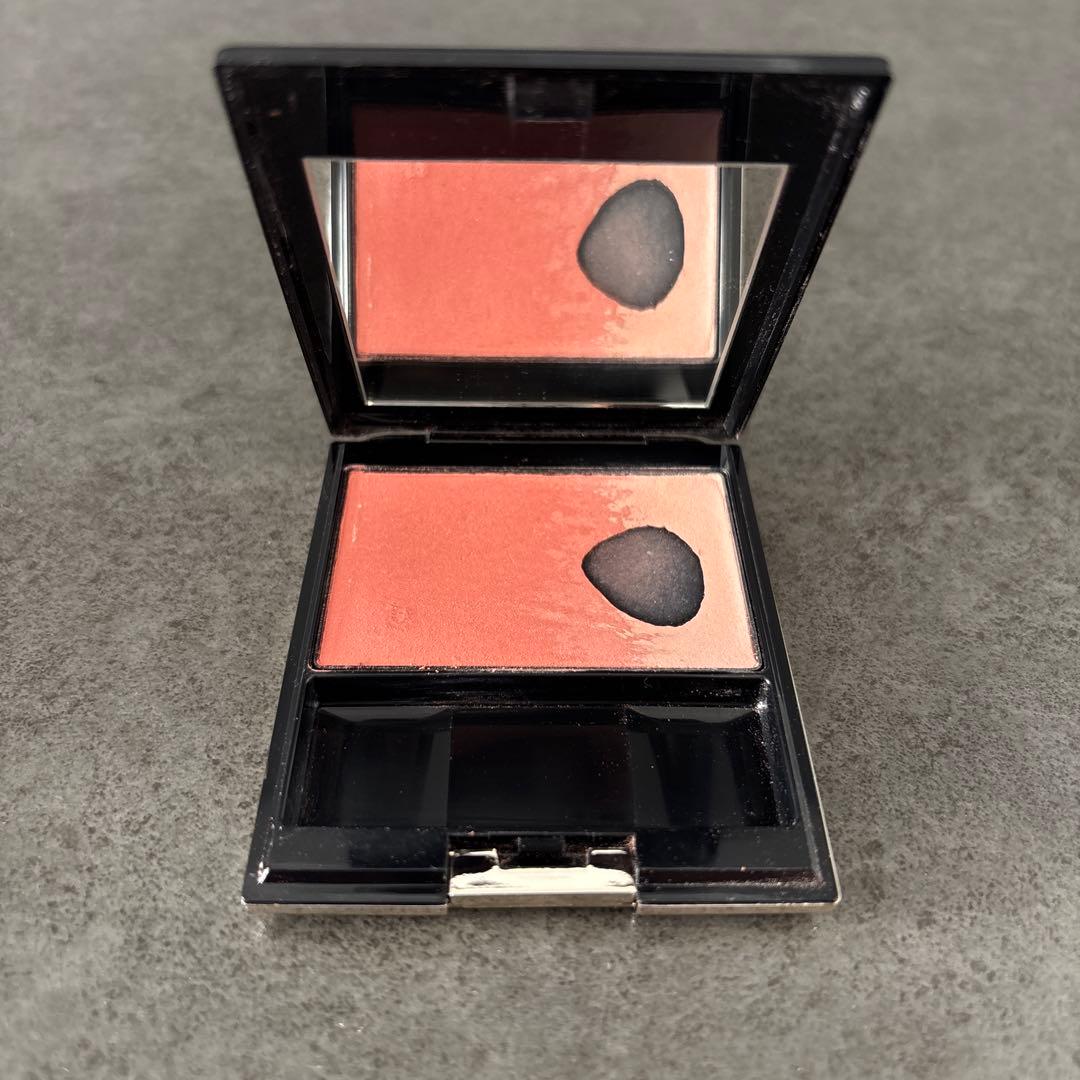 SUQQU ピュアカラー ブラッシュ 04 - メルカリ