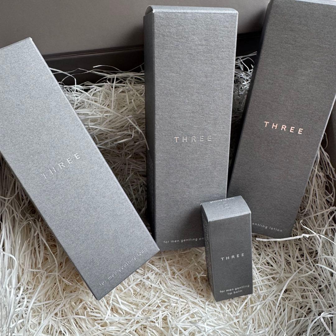 THREE メンズ スキンケア 洗顔料 / 乳液 / 化粧水 / リップクリーム