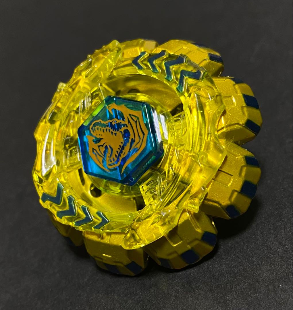 バトル未使用 】ディバインキメラTR145FB メタルファイトベイブレード