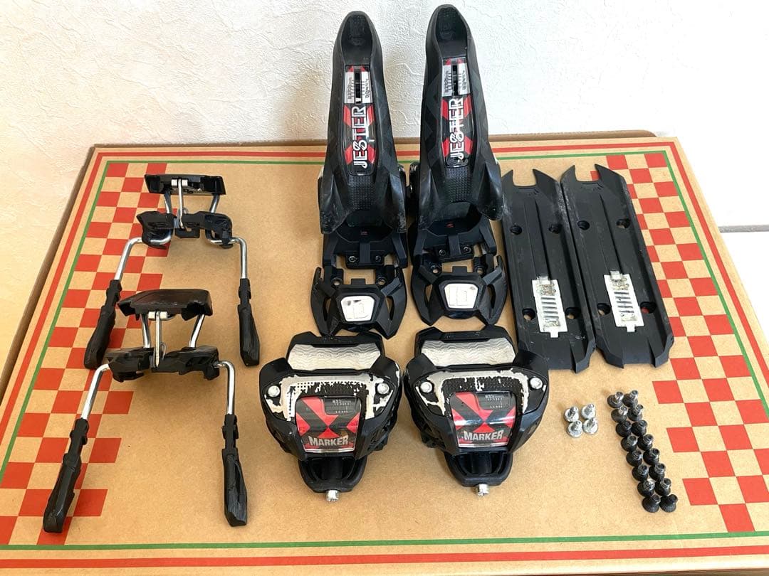Marker Jester スキー ビンディング Sole ID 16 マーカー ビンディング JESTER 16 アンスラサイト×ブラック×レッド